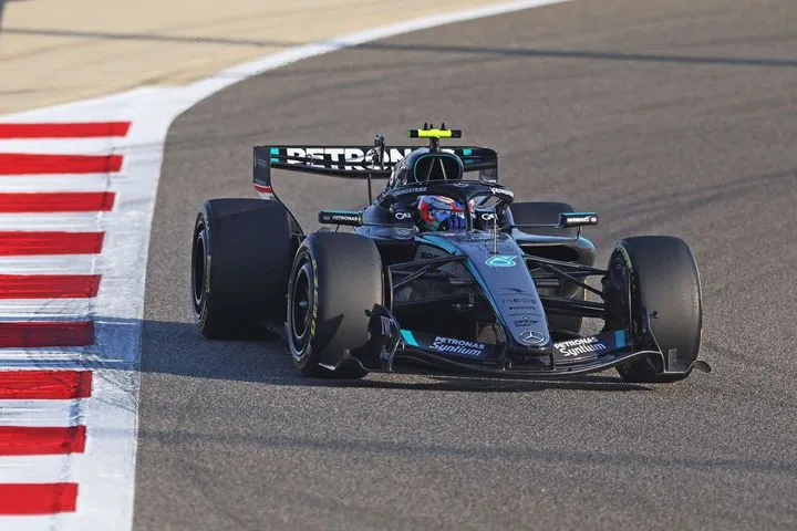 O Αντονέλι 58 χιλιοστά ταχύτερος του Πιάστρι τη δεύτερη μέρα στο Μπαχρέιν