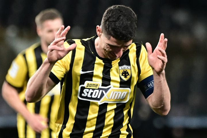 Κιτρινόμαυρη παρακάμερα: Η πρόβλεψη του Ρότα για τον Γιόβιτς και οι αντιδράσεις στον πάγκο της ΑΕΚ στο μαγικό γκολ του Μάνταλου