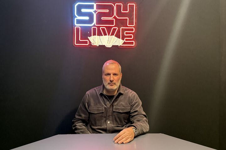 SPORT24 LIVE στο Tik Tok με τον Αντώνη Οικονομίδη