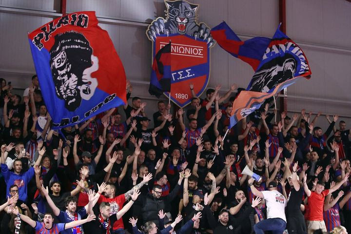 Εντυπωσιακή ατμόσφαιρα στο “Ανδρέας Βαρίκας” για τον δεύτερο ημιτελικό ανάμεσα στον Πανιώνιο Betsson και τον Παναθηναϊκό