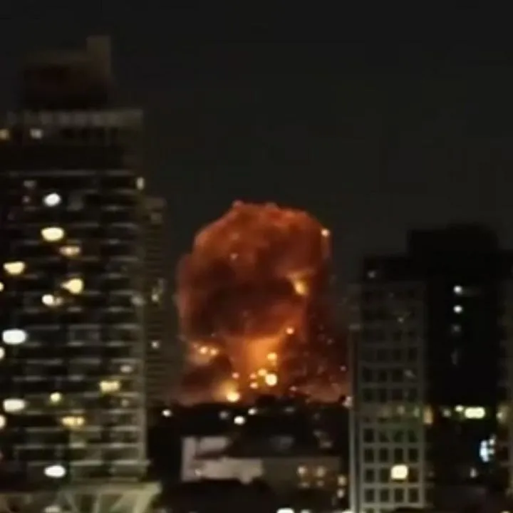 Πύραυλοι χτυπούν το Τελ Αβιβ: Νέα επίθεση του Ιράν στο Ισραήλ