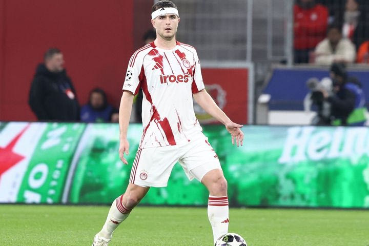 Πιρόλα σε ερώτηση του SPORT24: “Παίξαμε όπως ήθελε ο προπονητής μας, προσπαθήσαμε να πιέσουμε και να ανακτήσουμε κατοχές ψηλά”