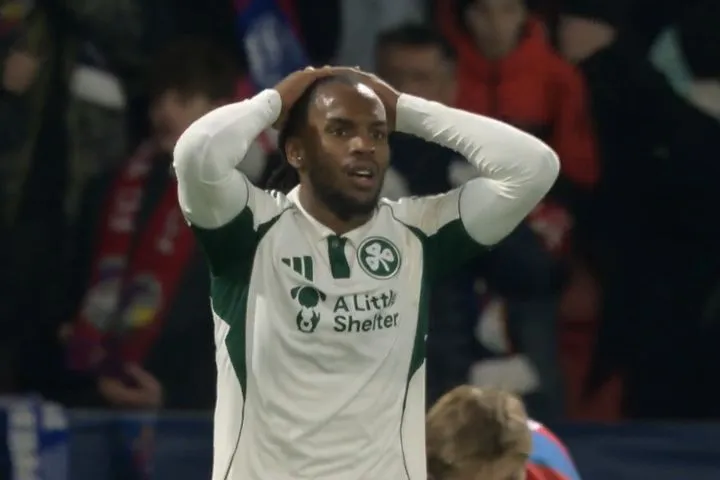 Η αδιανόητη επέμβαση του Κάτρη και το όμορφο πλασέ του Ρενάτο Σάντσες που πέρασε λίγο άουτ στο 64′