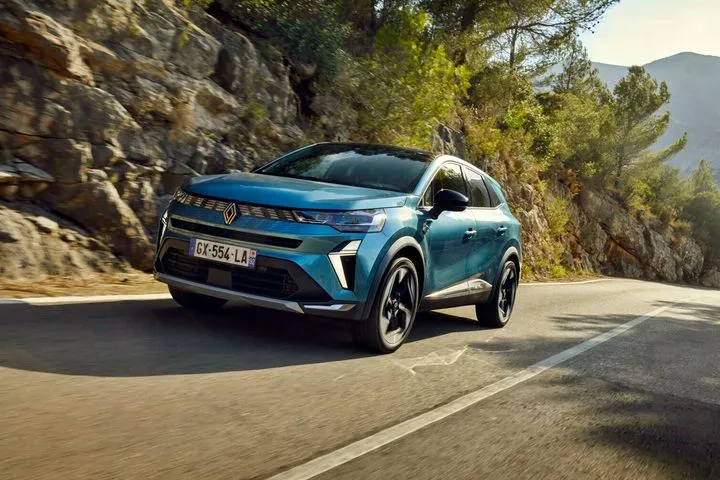 Με το πληρέστατο υβριδικό SUV της στα 27.900 ευρώ, η Renault επιβεβαιώνει πως βρίσκεται σε προϊοντικό οίστρο