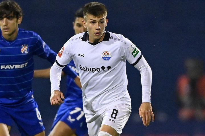 Παναθηναϊκός, μεταγραφές: Στην Αθήνα με το ιδιωτικό αεροπλάνο του Αλαφούζου ο Γιάγκουσιτς – Αυτό είναι το συμβόλαιό του