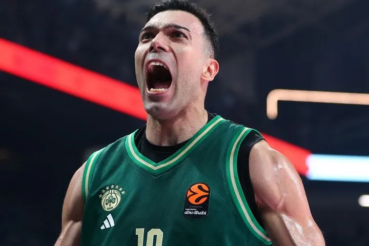 Ο Παναθηναϊκός είναι εδώ: Ξέρανε τη Ρεάλ με σπουδαίο Σλούκα και clutch Γκραντ