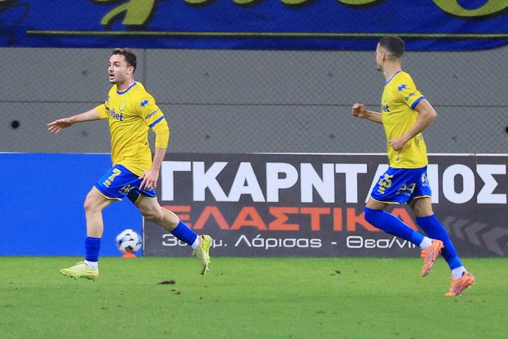 Τι έβαλες; Γκολάρα και ο Σμυρλής με βολίδα έξω από την περιοχή για το 4-1 του Παναιτωλικού