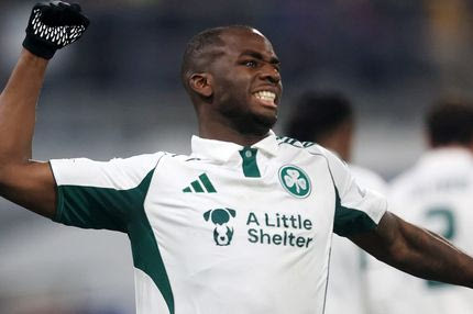 Τους πήρε παραμάζωμα: Το one man show του Τεττέη στο Πλζεν