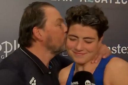 Το φιλί του Παυλίδη στην Μυριοκεφαλιτάκη: "Έχει ακούσει τα περισσότερα επειδή την αγαπώ πιο πολύ από όλους"