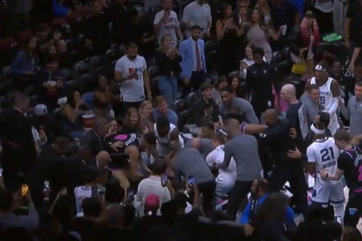 NBA: Πιάστηκαν στα χέρια οι Πίπεν και Γκάρντνερ στο Χιτ – Γκρίζλις