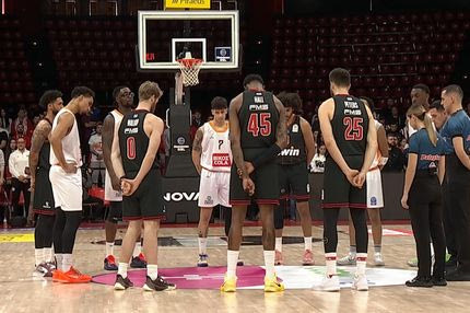 Σιγή ενός λεπτού στο Ολυμπιακός - Προμηθέας για τα θύματα της Θύρας 7 και τον Θανάση Σκουρτόπουλο