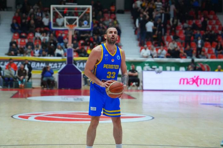 Σπουδαία νίκη πρωτιάς για το Περιστέρι Betsson με κορυφαίο τον Νίκολς