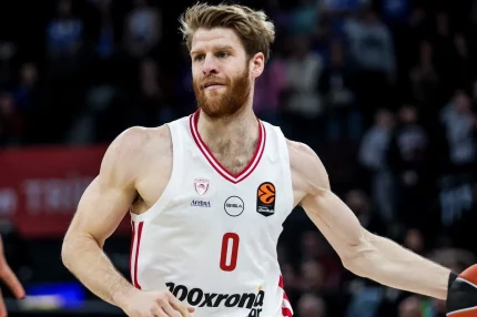 Γουόκαπ: “Να είμαστε εξαιρετικοί στην άμυνα κόντρα στη Βίρτους, ο Βεζένκοβ είναι ο καλύτερος παίκτης στην Ευρώπη”