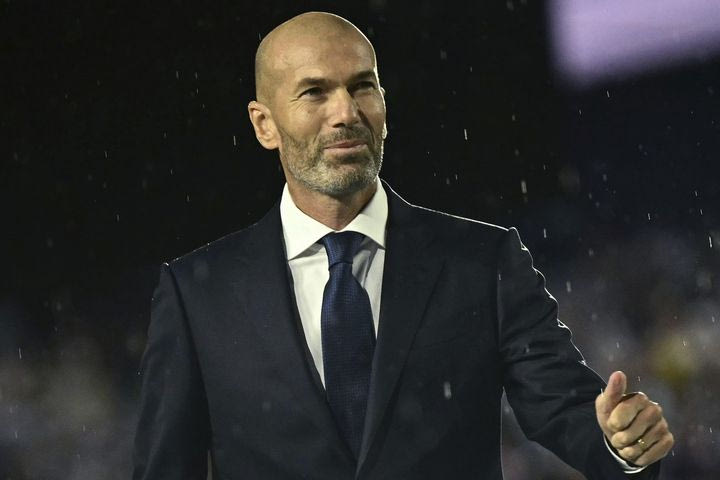 Ο Ζιντάν θα αναλάβει την τεχνική ηγεσία της Εθνικής Γαλλίας μετά το Μουντιάλ, σύμφωνα με τον Φαμπρίτσιο Ρομάνο