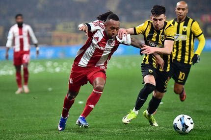 Τι ισχύει σε περίπτωση ισοβαθμίας στη Stoiximan Super League