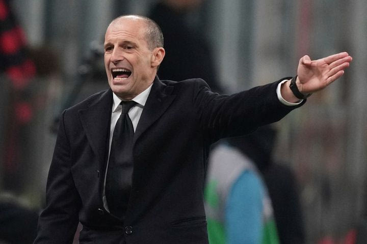 Αλέγκρι κατά Φάμπρεγας μετά από το Μίλαν – Κόμο: “Είσαι μ@λ@κ@ς, ένα παιδί που μόλις τώρα άρχισε να προπονεί”