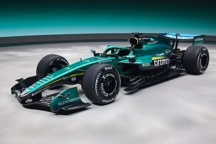 H Aston Martin παρουσίασε τα χρώματα της AMR26 για τη F1 του 2026