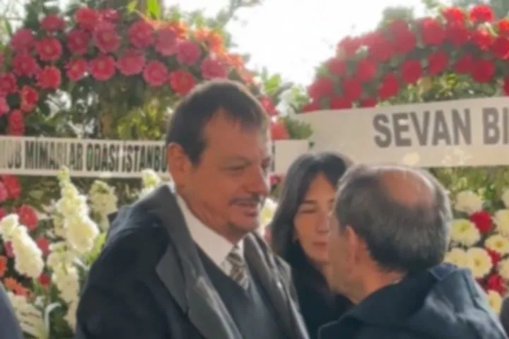 Το τελευταίο αντίο στη μητέρα του είπε ο Εργκίν Αταμάν