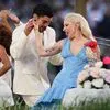 Super Bowl: Η εντυπωσιακή εμφάνιση της Lady Gaga και ο χορός με τον Bad Bunny
