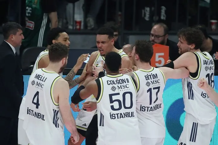 Τα highlights της ήττας του Παναθηναϊκού AKTOR από τη Φενέρμπαχτσε με το buzzer-beater του Μπάλντουιν