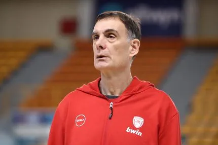 Μπαρτζώκας: "Η μεταγραφή του Χέιζ-Ντέιβις έχει δώσει ψυχολογική ώθηση στον Παναθηναϊκό"