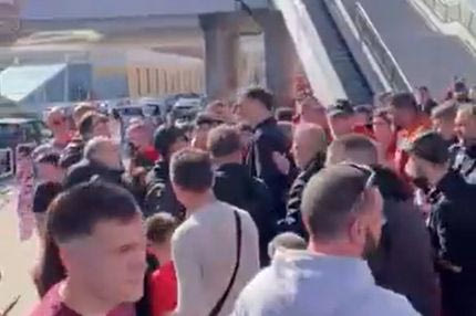 Στήριξη σε Μπαρτζώκα και στο μνημόσυνο για τα θύματα της Θύρας 7