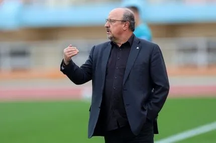 Μπενίτεθ: “Στο πρώτο μέρος παίξαμε καλά και είχαμε ευκαιρίες για 2-3 γκολ, στο δεύτερο ημίχρονο υποφέραμε”