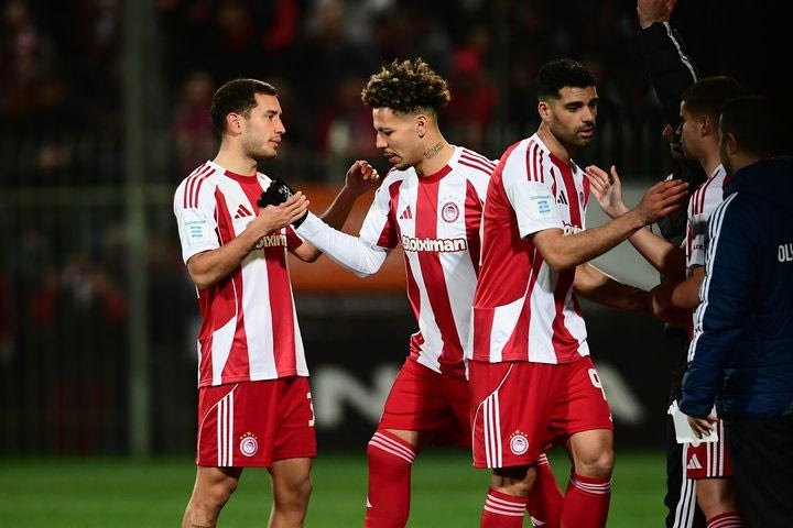 Ολυμπιακός: Ο Κλέιτον έκανε το ντεμπούτο του με τα ερυθρόλευκα κόντρα στον Αστέρα AKTOR, περνώντας ως αλλαγή στο 64ο λεπτό