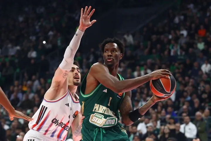 Το πρώτο καλάθι του Χέιζ-Ντέιβις με τον Παναθηναϊκό AKTOR στην EuroLeague