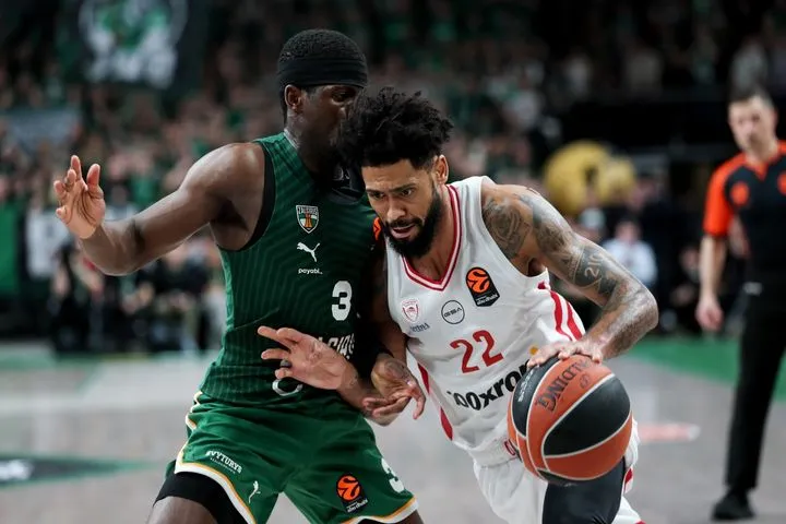 Ζάλγκιρις – Ολυμπιακός: Οι 40 πόντοι του πρόσφερε ο Φρανσίσκο, τα σουτ του Γουίλιαμς-Γκος και η μοναξιά του Φουρνιέ