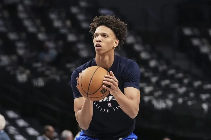 Ο Κέσλερ Έντουαρντς στη Χάποελ Τελ Αβίβ