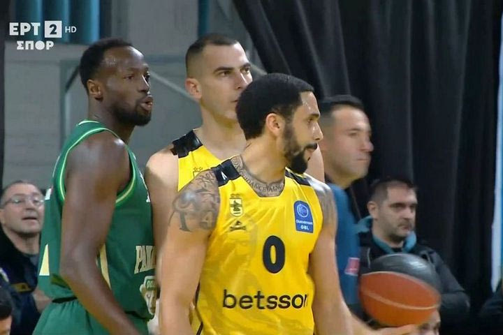 Άρης Betsson – Παναθηναϊκός AKTOR: Ένταση και αντιαθλητικά για Μποχωρίδη και Γκραντ