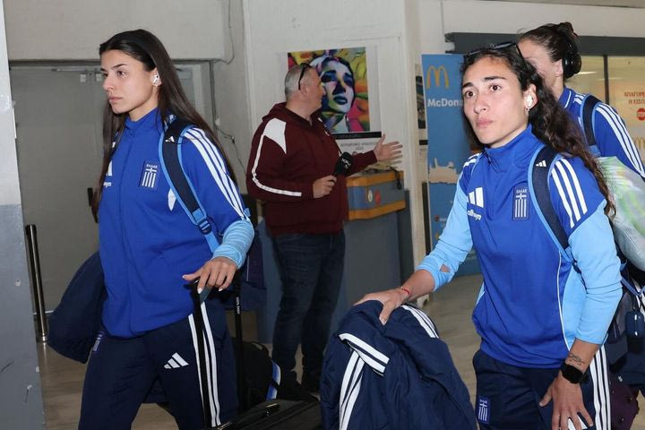 Εθνική Γυναικών: Έφτασε στο Ηράκλειο η αποστολή της γαλανόλευκης