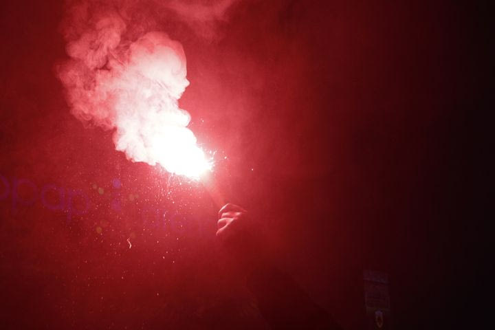 Ακρωτηριάστηκε φίλαθλος που άναψε φωτοβολίδα στο ΑΕΚ – Λεβαδειακός