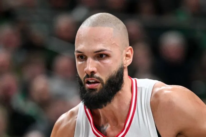 Η αφοπλιστική απάντηση του Φουρνιέ για την ένταση με Μπαρτζώκα