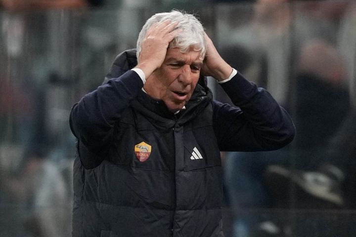 Ξέσπασμα Γκασπερίνι: “Πρέπει να αποφασίσετε, αν θέλετε μία ομάδα για Champions League ή την Κ23”