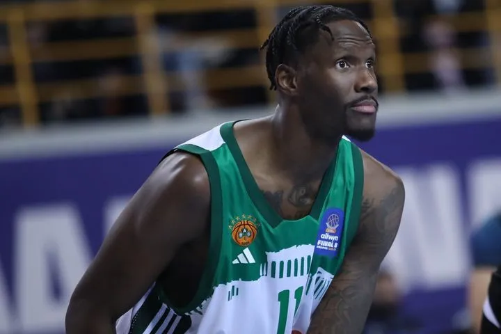 Αυτά έκανε ο Χέιζ-Ντέιβις στο ντεμπούτο του με τον Παναθηναϊκό AKTOR