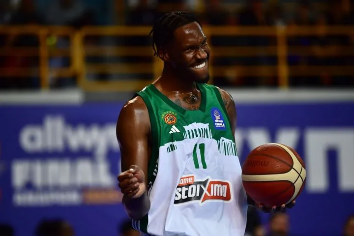 Πώς ο Νάιτζελ Χέιζ-Ντέιβις μπορεί να χτίσει τον μύθο του χωρίς να έχει συμπληρώσει εβδομάδα στον Παναθηναϊκό