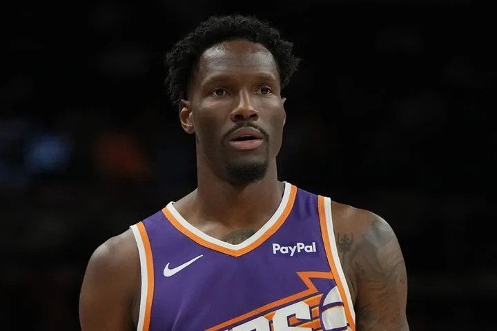 Η Φενέρ έκανε πρόταση στον Χέιζ-Ντέιβις, αλλά δεν μπορεί να ανταγωνιστεί οικονομικά τους άλλους ενδιαφερόμενους