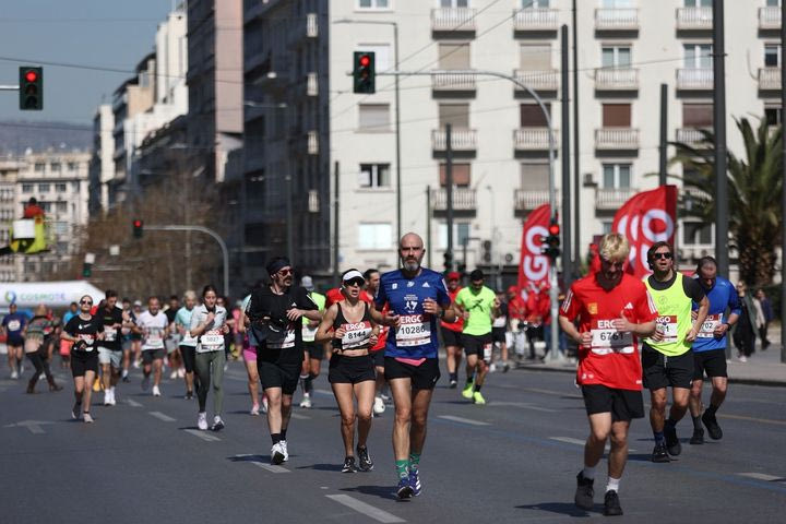 Με 33.000 συμμετοχές και ισχυρό κοινωνικό αποτύπωμα ο 14ος Ημιμαραθώνιος Αθήνας
