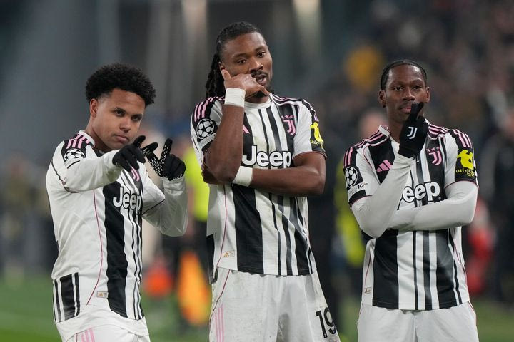 Γιουβέντους: Παρουσίασε τη νέα ξεχωριστή εμφάνισή της, η οποία έχει οριζόντιες ρίγες