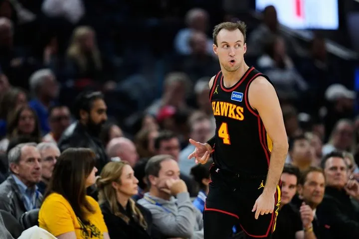 NBA Trades: Οι Λέικερς έδωσαν τον Βίνσεντ και απέκτησαν τον Κενάρντ από τους Χοκς