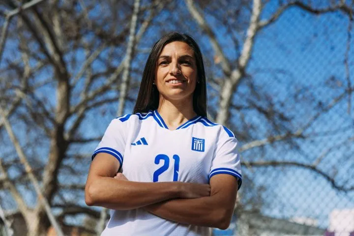 Εθνική Ελλάδας: Ο συμβολισμός στο εσωτερικό του γιακά της νέας φανέλας της γαλανόλευκης