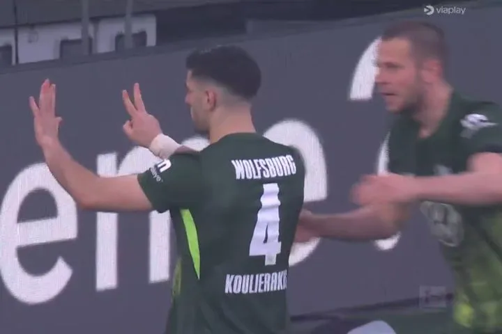 Ο Κουλιεράκης πέτυχε το πρώτο γκολ με τη Βόλφσμπουργκ και το αφιέρωσε στους αδικοχαμένους οπαδούς του ΠΑΟΚ