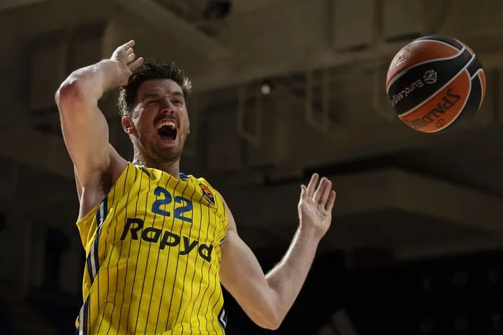 Μακάμπι Τελ Αβίβ: Επίσημα τέλος η σεζόν για τον Λιφ