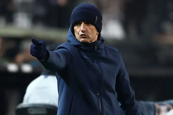 Όταν η Τούμπα φώναζε “Λουτσέσκου” κι εκείνος απάντησε “Σαββίδης”