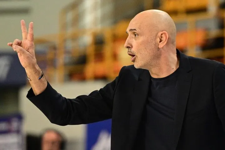 Λούκιτς: “Αν σκεφτόμαστε ότι δεν έχουμε ευκαιρία απέναντι στον Παναθηναϊκό, καλύτερα να μην έρθουμε”