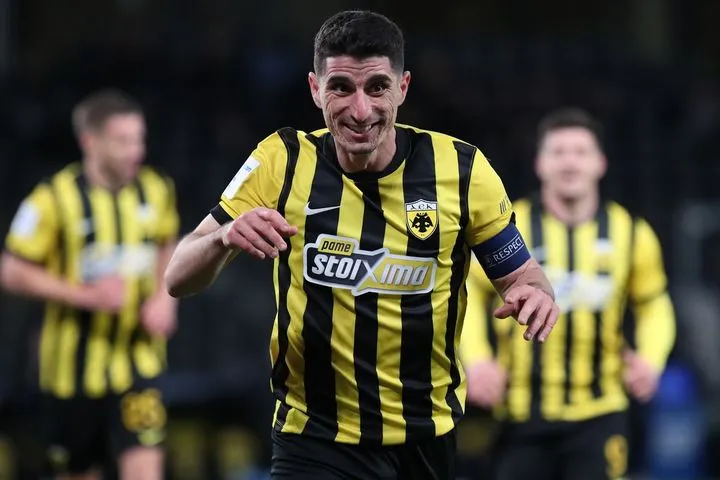 Η βαθμολογία της Stoiximan Super League μετά την άνετη νίκη της ΑΕΚ επί του Λεβαδειακού