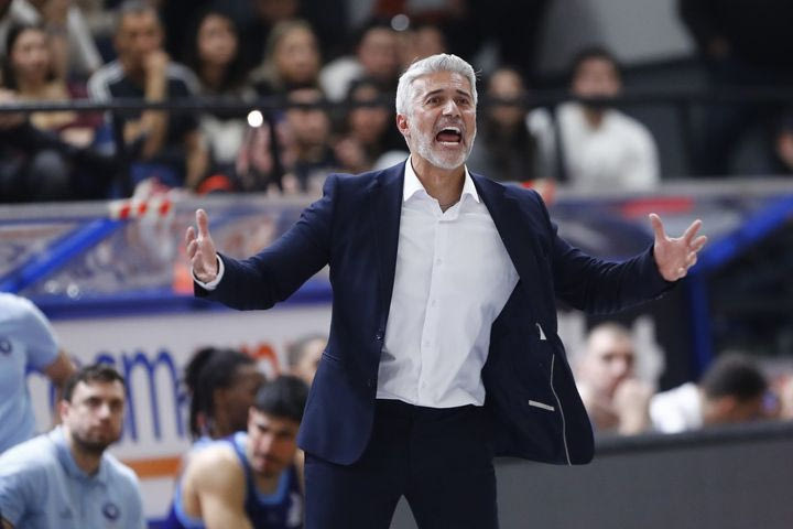 Πανιώνιος – Μύκονος Betsson: Ο Ζιάγκος δεν παραχώρησε δηλώσεις λόγω του θανάτου του Θανάση Σκουρτόπουλου