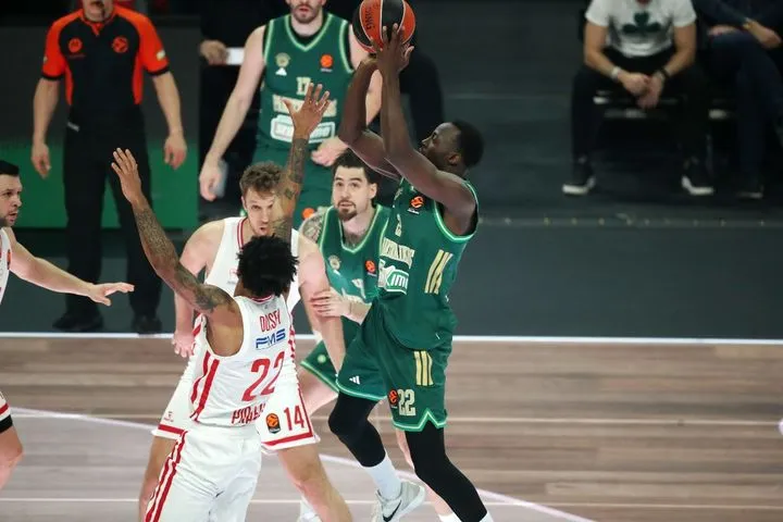 Υπόθεση για δύο με τα 40 λεπτά να μην αρκούν